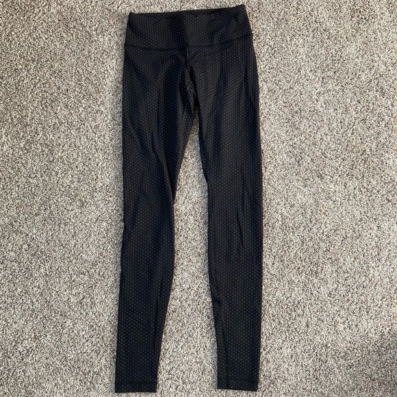 lululemon athletica Pants - Lululemon Dotted Wunder Under Legging
